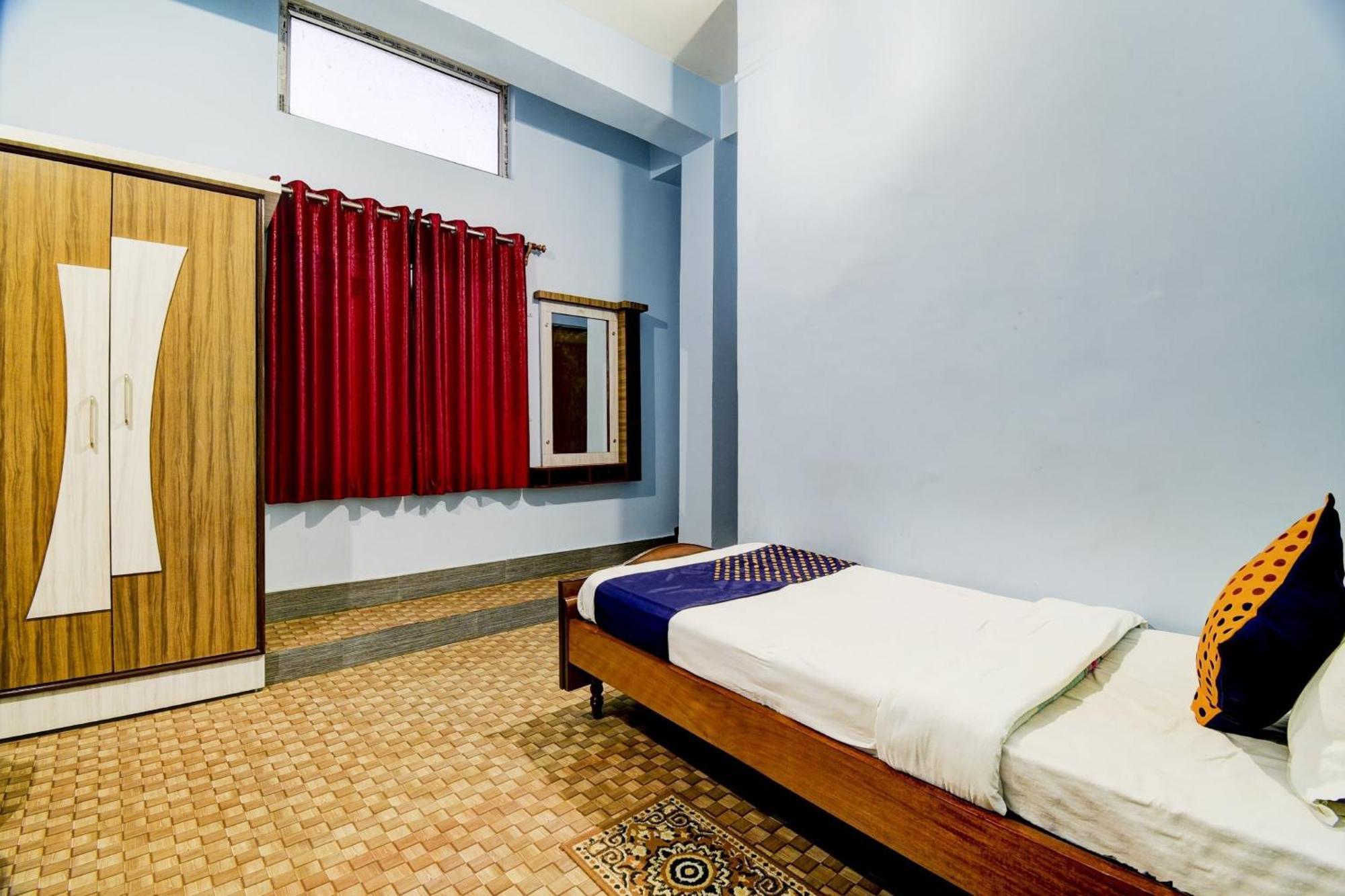 SPOT ON 80075 Hotel Nandini Dibrugarh Exterior foto
