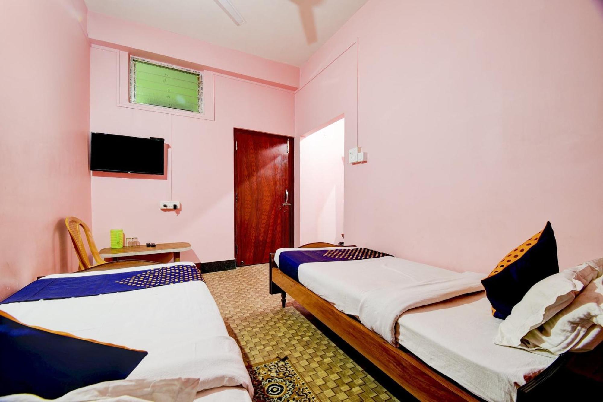 SPOT ON 80075 Hotel Nandini Dibrugarh Exterior foto