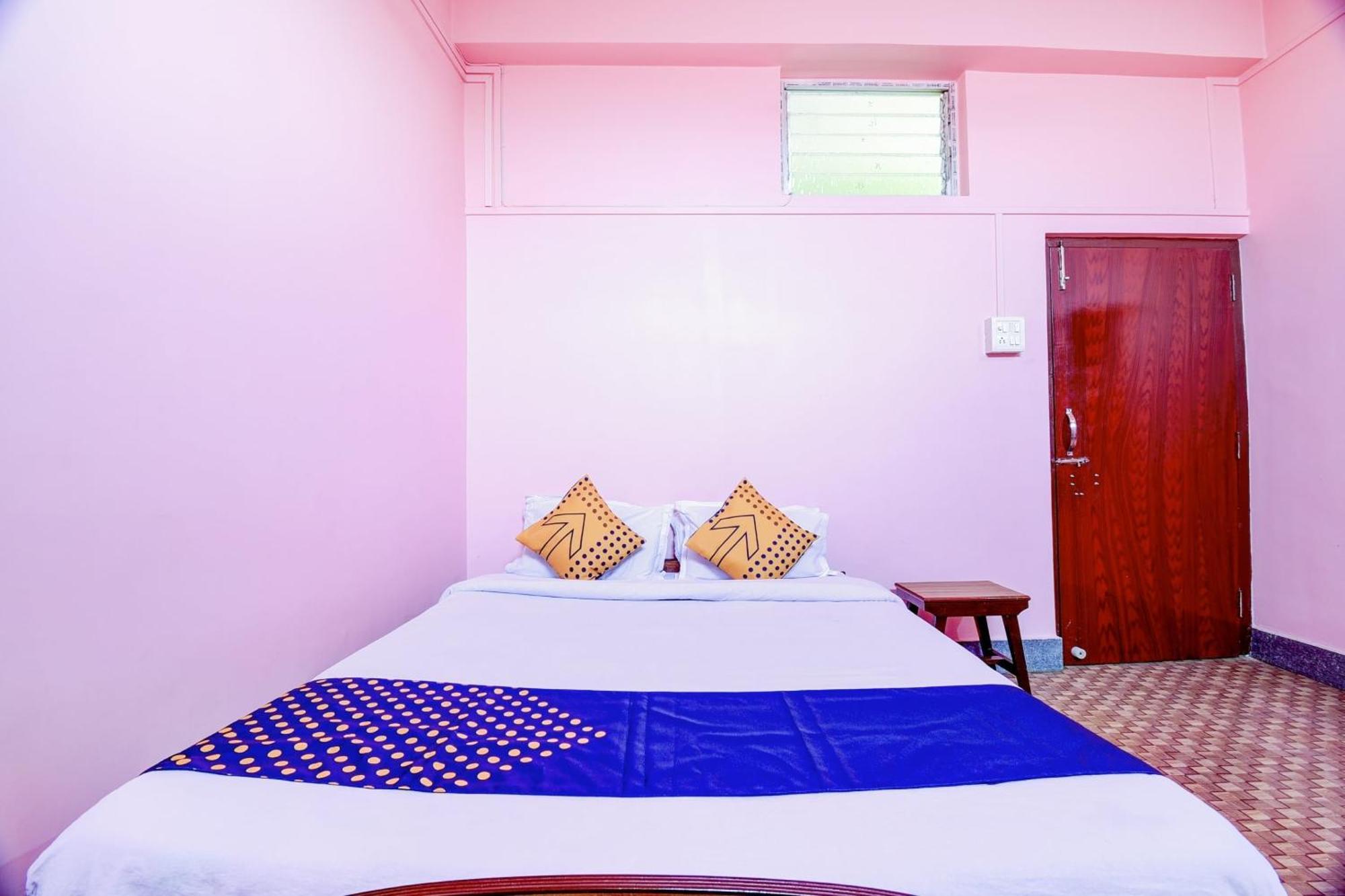 SPOT ON 80075 Hotel Nandini Dibrugarh Exterior foto