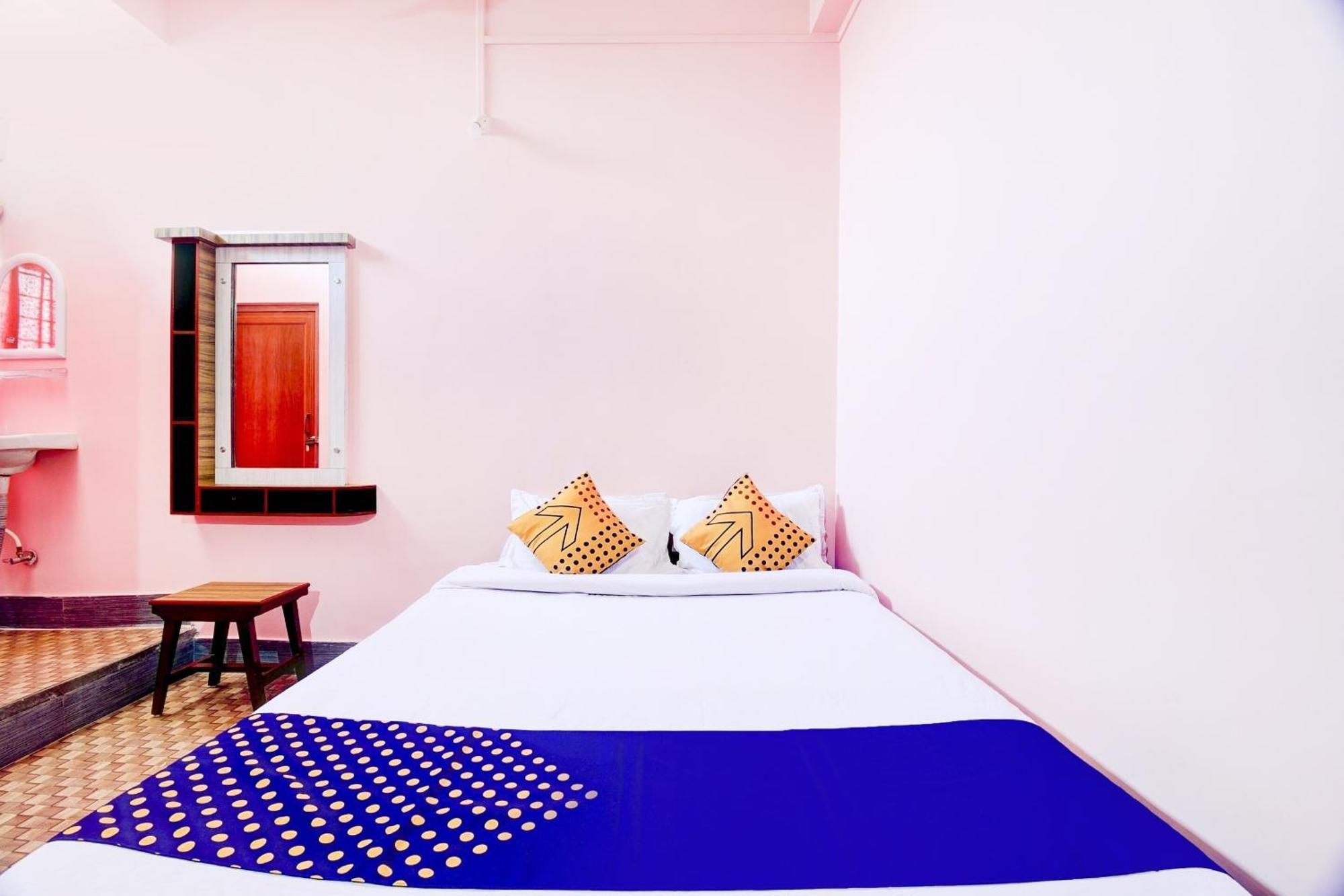 SPOT ON 80075 Hotel Nandini Dibrugarh Exterior foto
