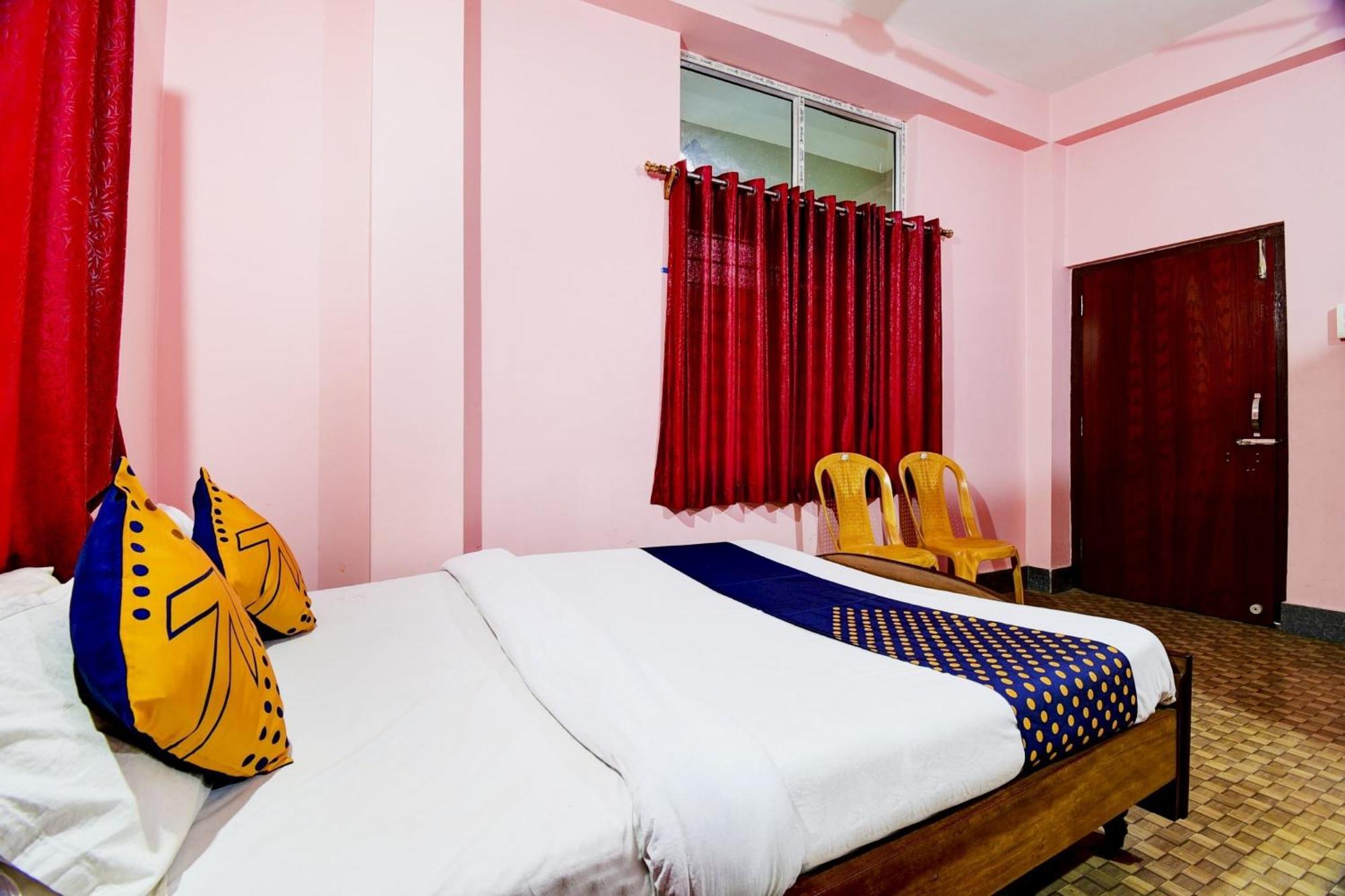SPOT ON 80075 Hotel Nandini Dibrugarh Exterior foto