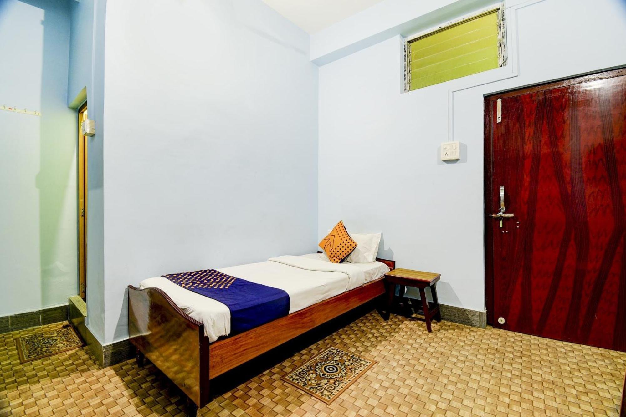 SPOT ON 80075 Hotel Nandini Dibrugarh Exterior foto